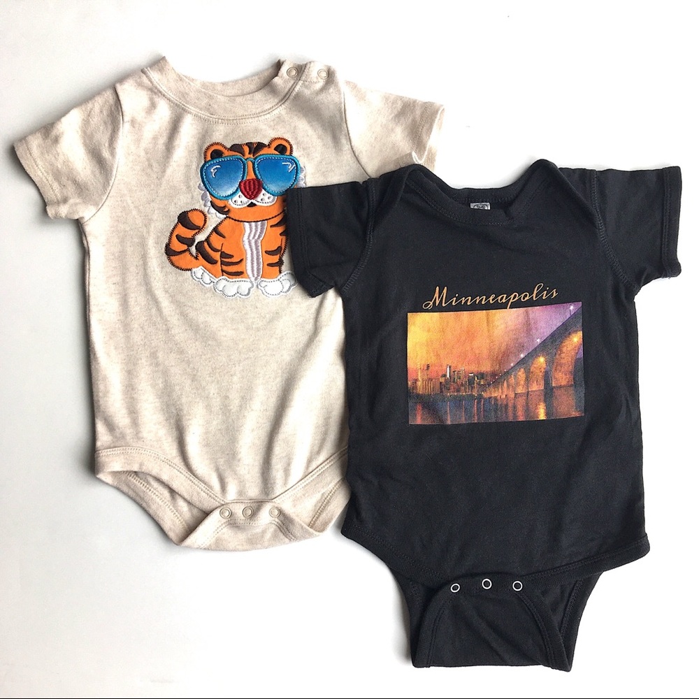 Bundle of 9 body suits, size 12M - Picture 2 of 5